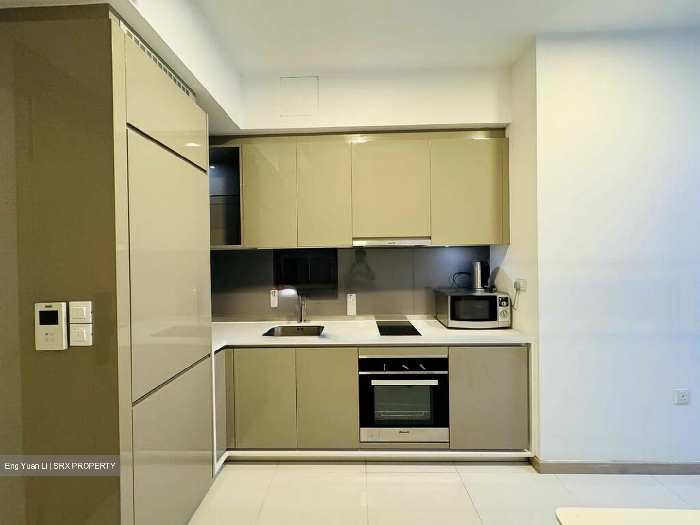 J Gateway (D22), Condominium #452549241